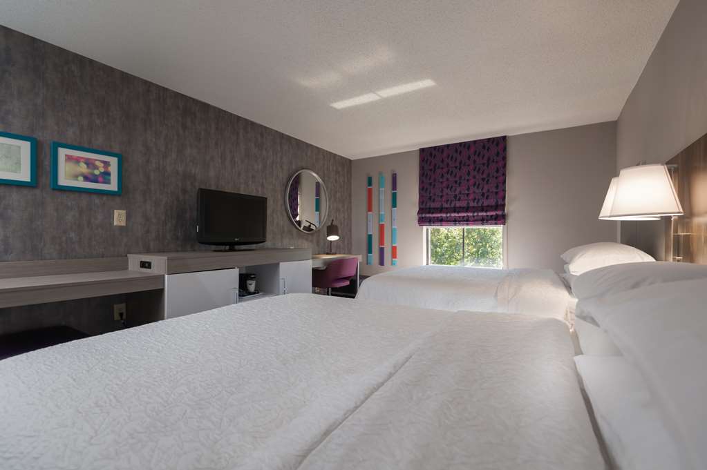 Hampton Inn East Windsor Image