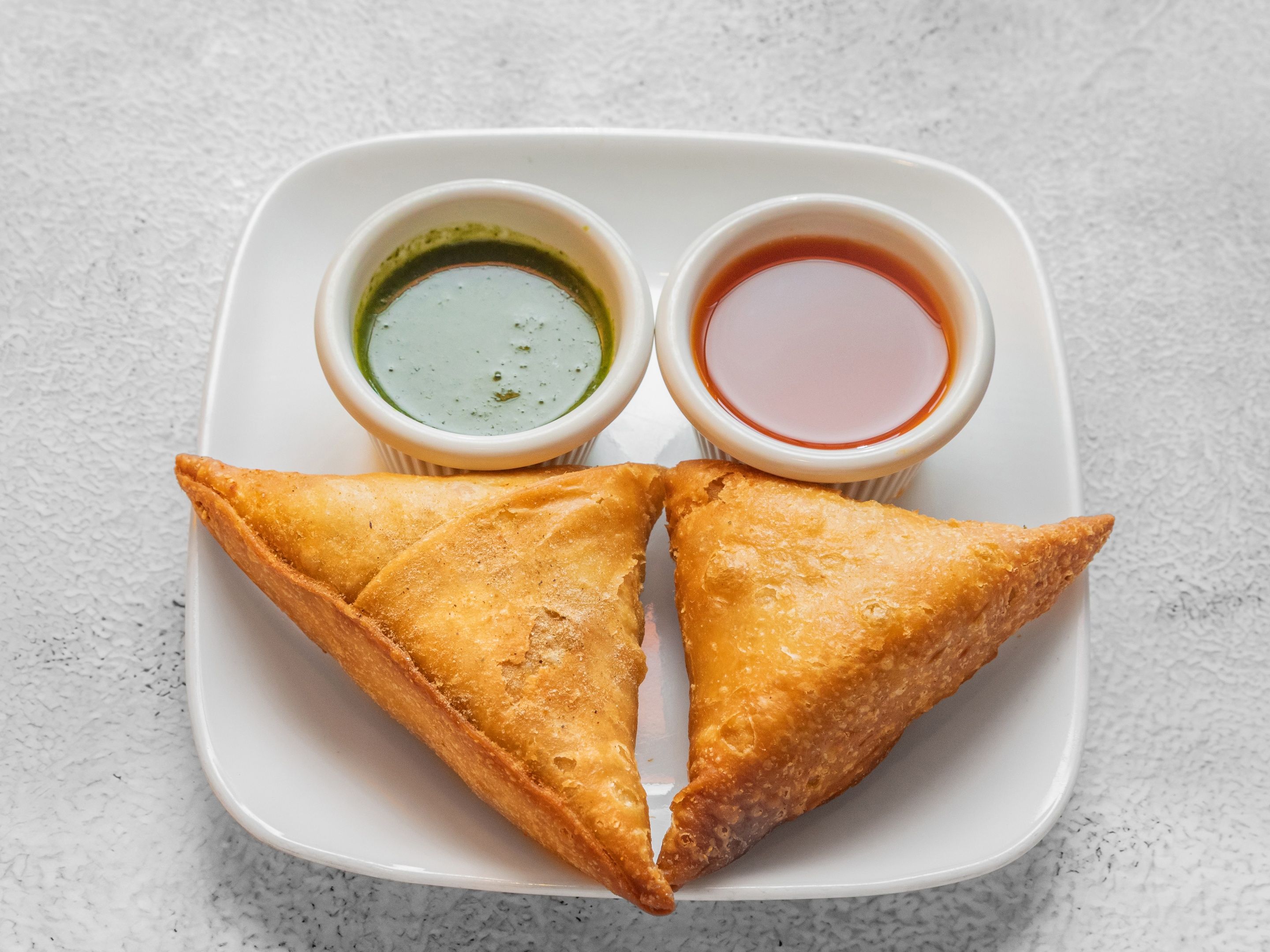 Vegetable Samosa (2 Pcs)