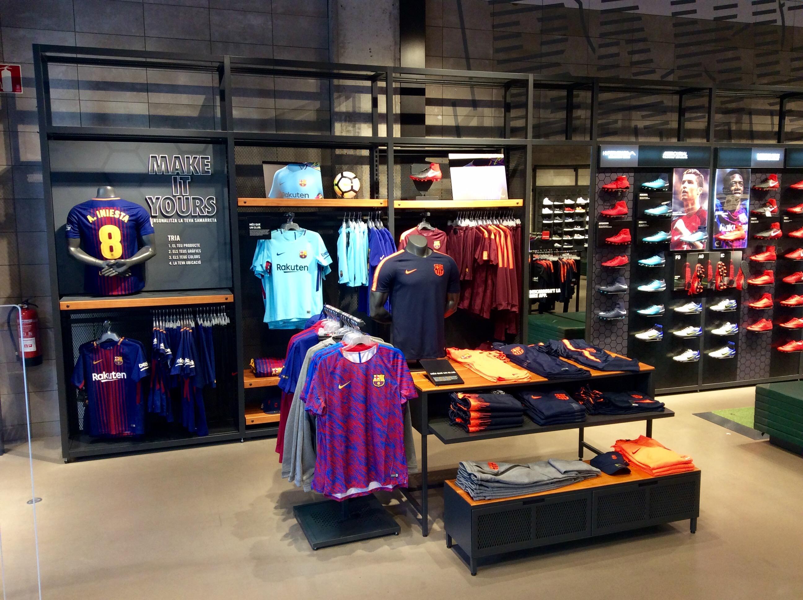 Nike Store Barcelona - La Maquinista | Ropa De Deporte Páginas Amarillas
