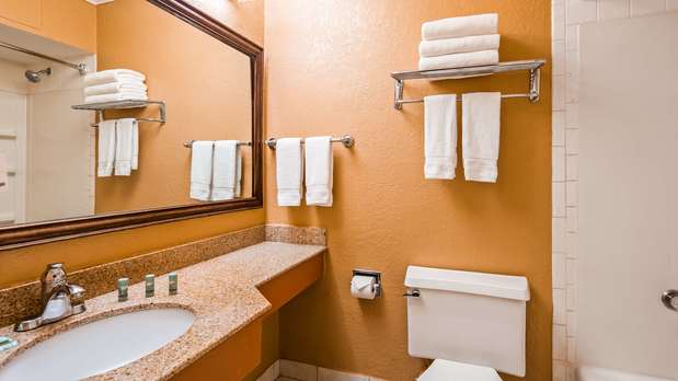 Images Best Western Red Carpet Inn