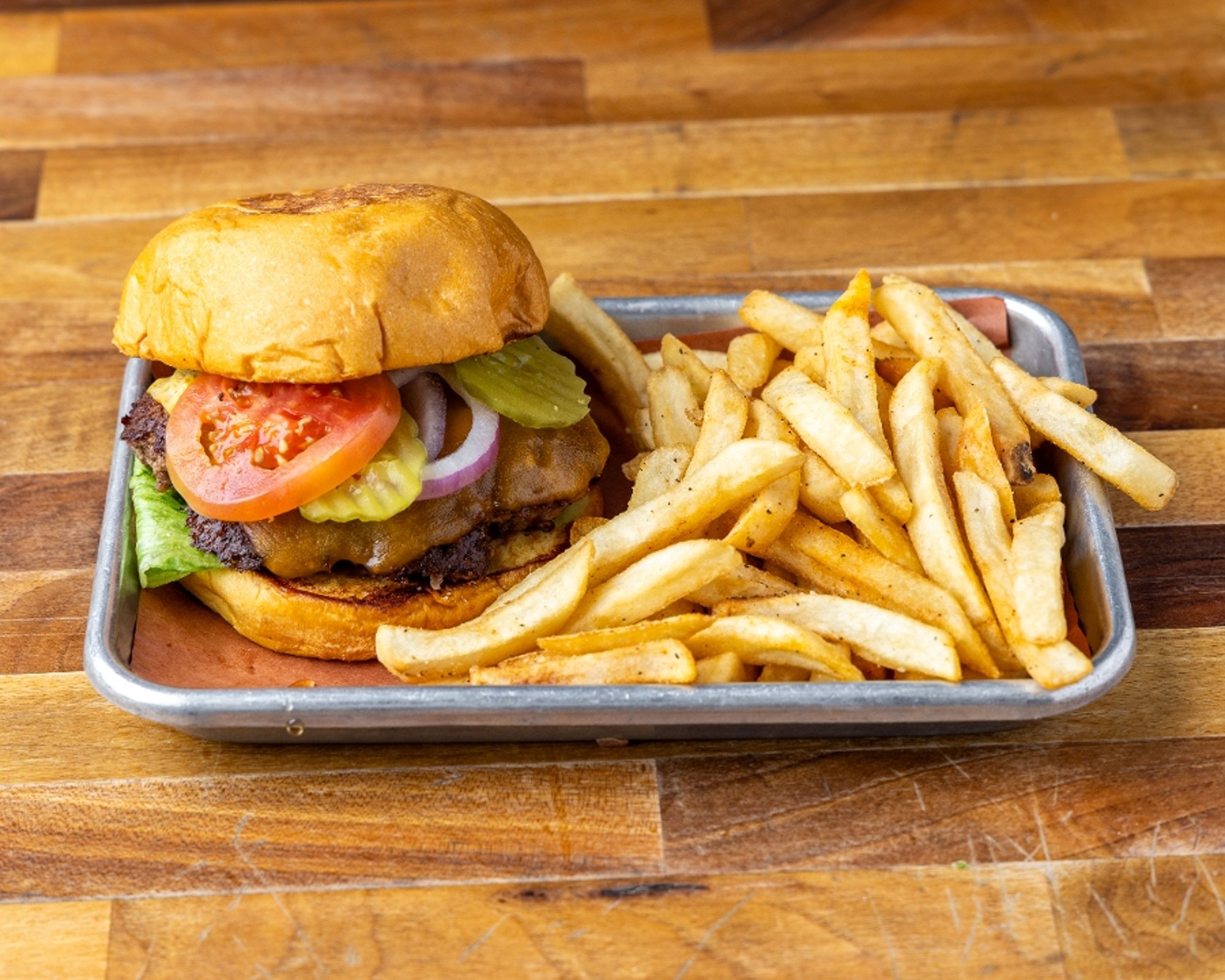 Classic Cheeseburger