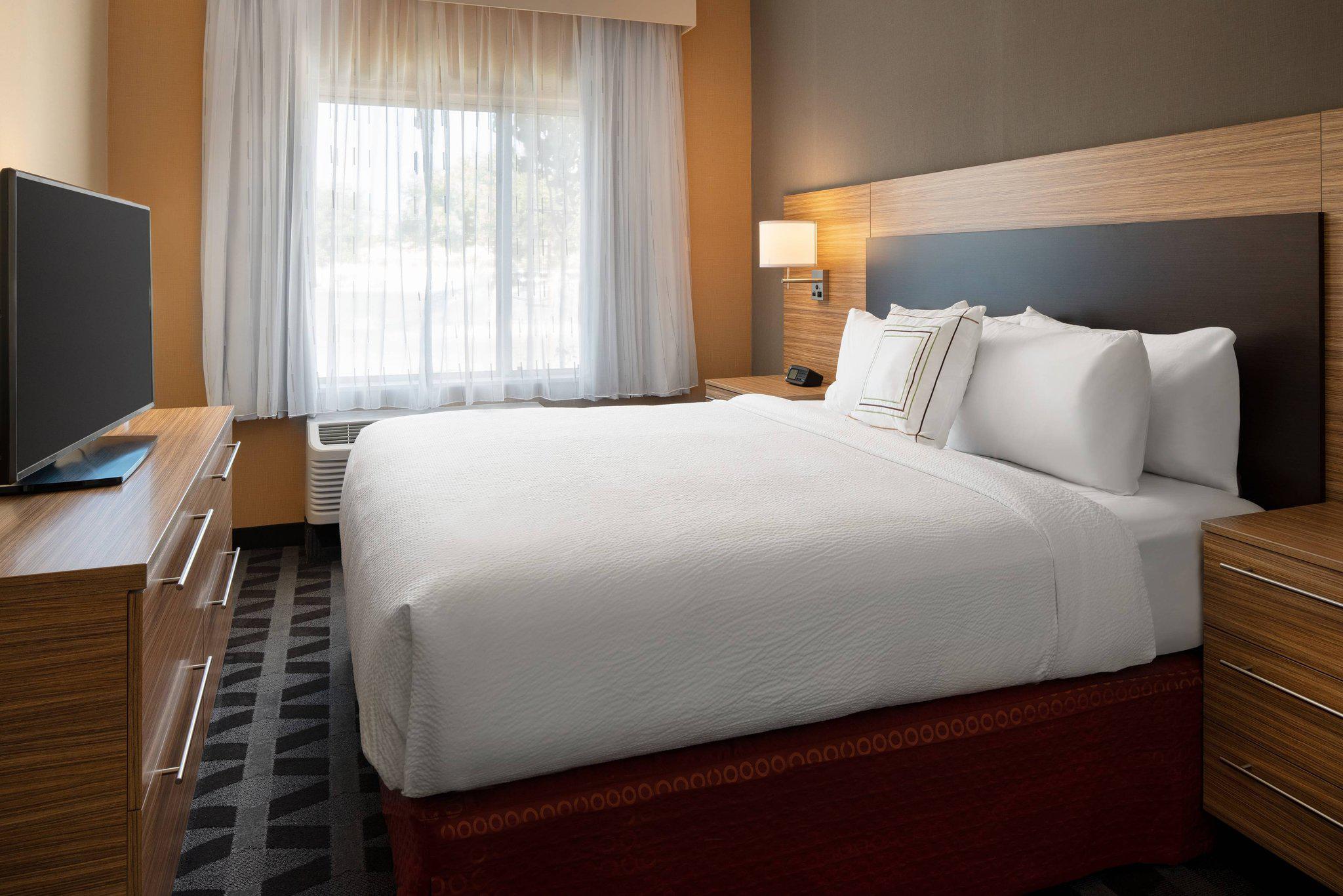 TownePlace Suites by Marriott Fresno Clovis Photo