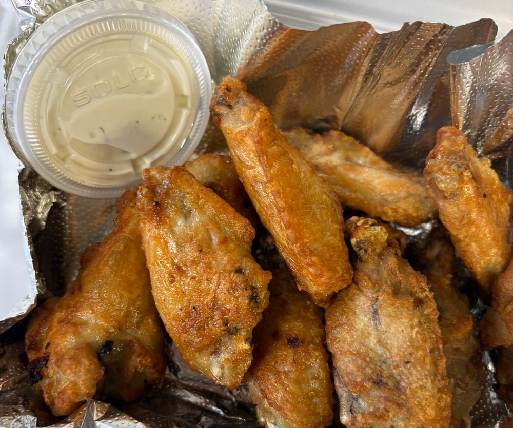 Bone-In Oven Roasted Chicken Wings (12 oz)