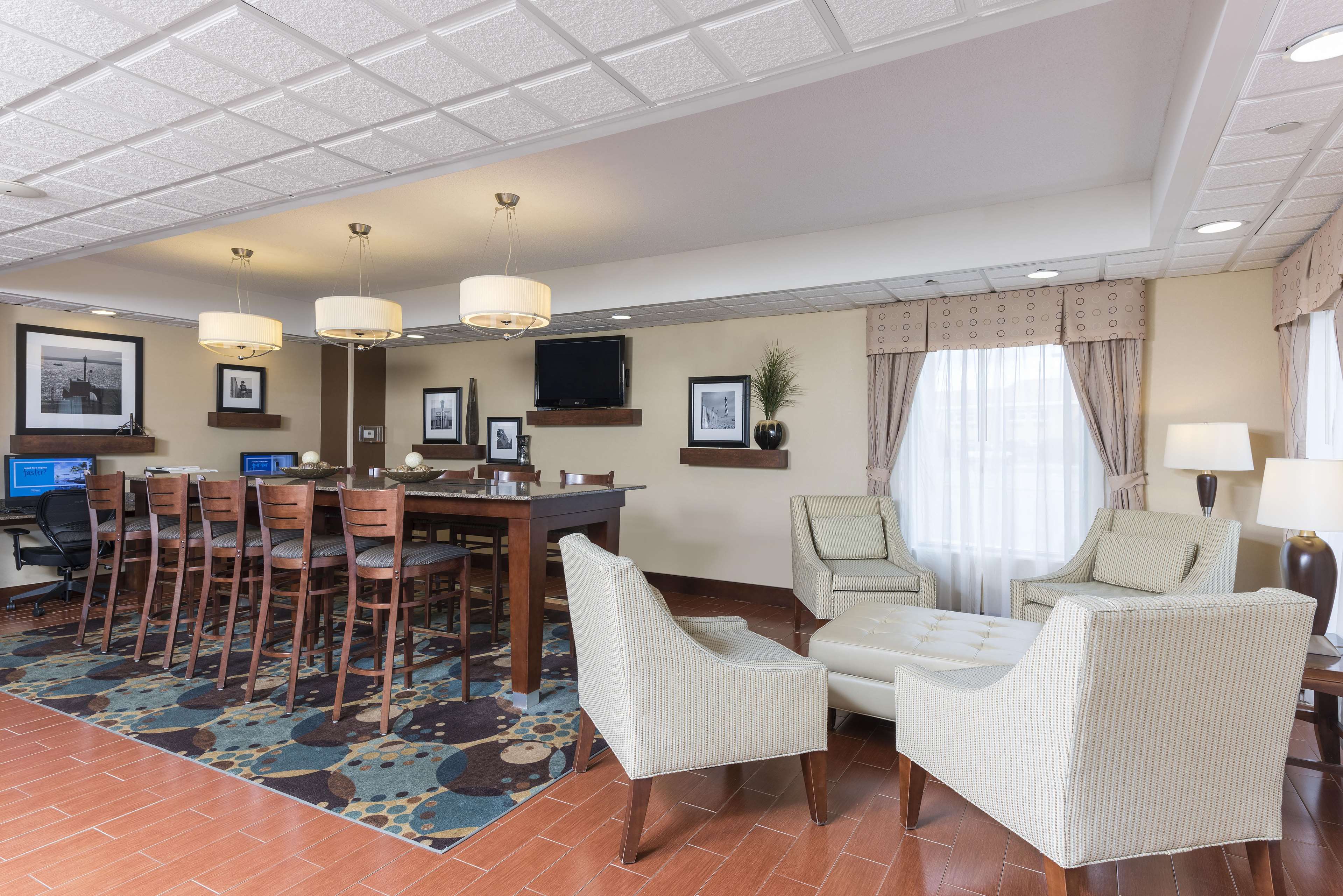 Hampton Inn Port Huron Photo