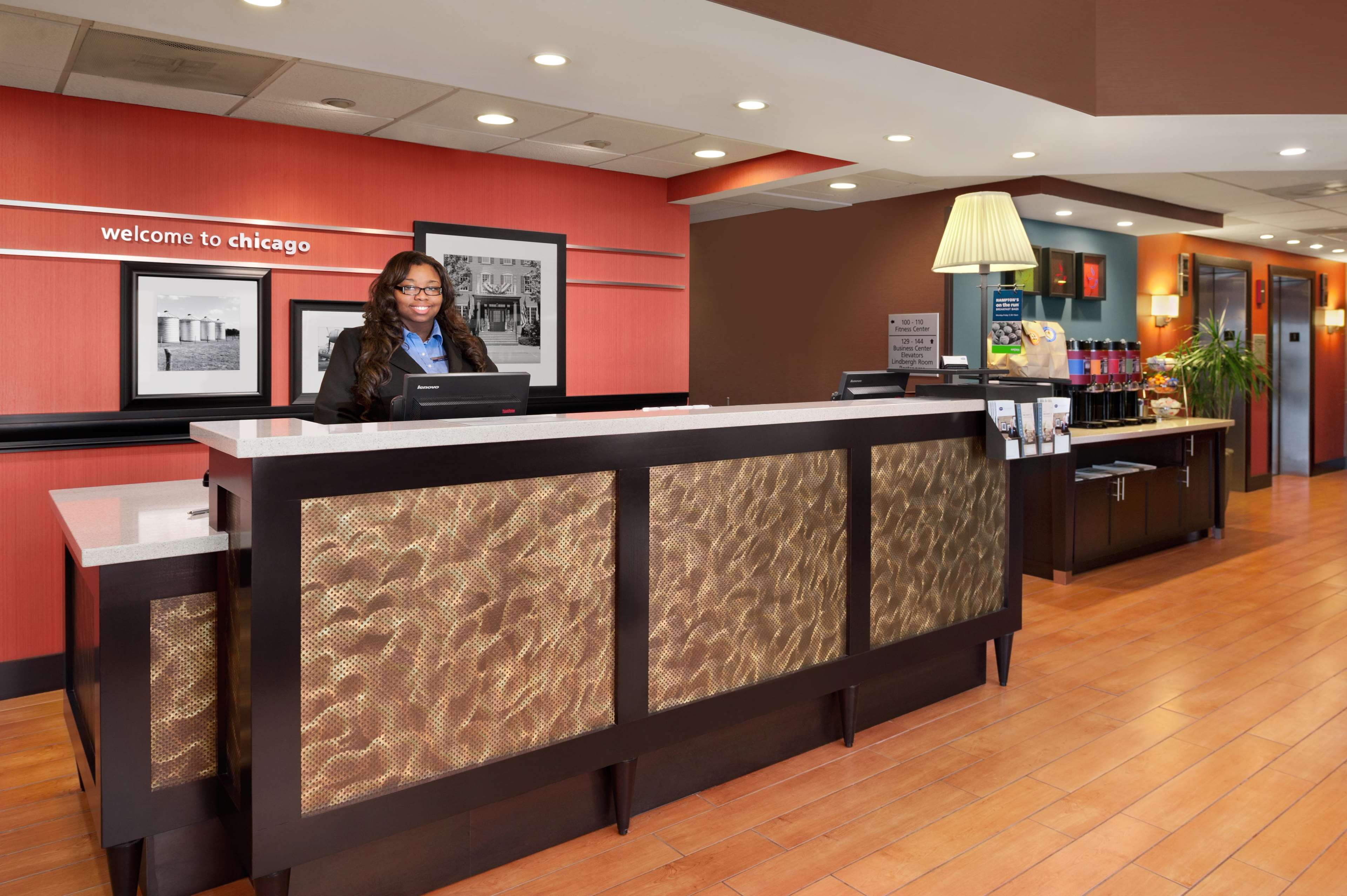 Hampton Inn Chicago-Midway Airport Photo