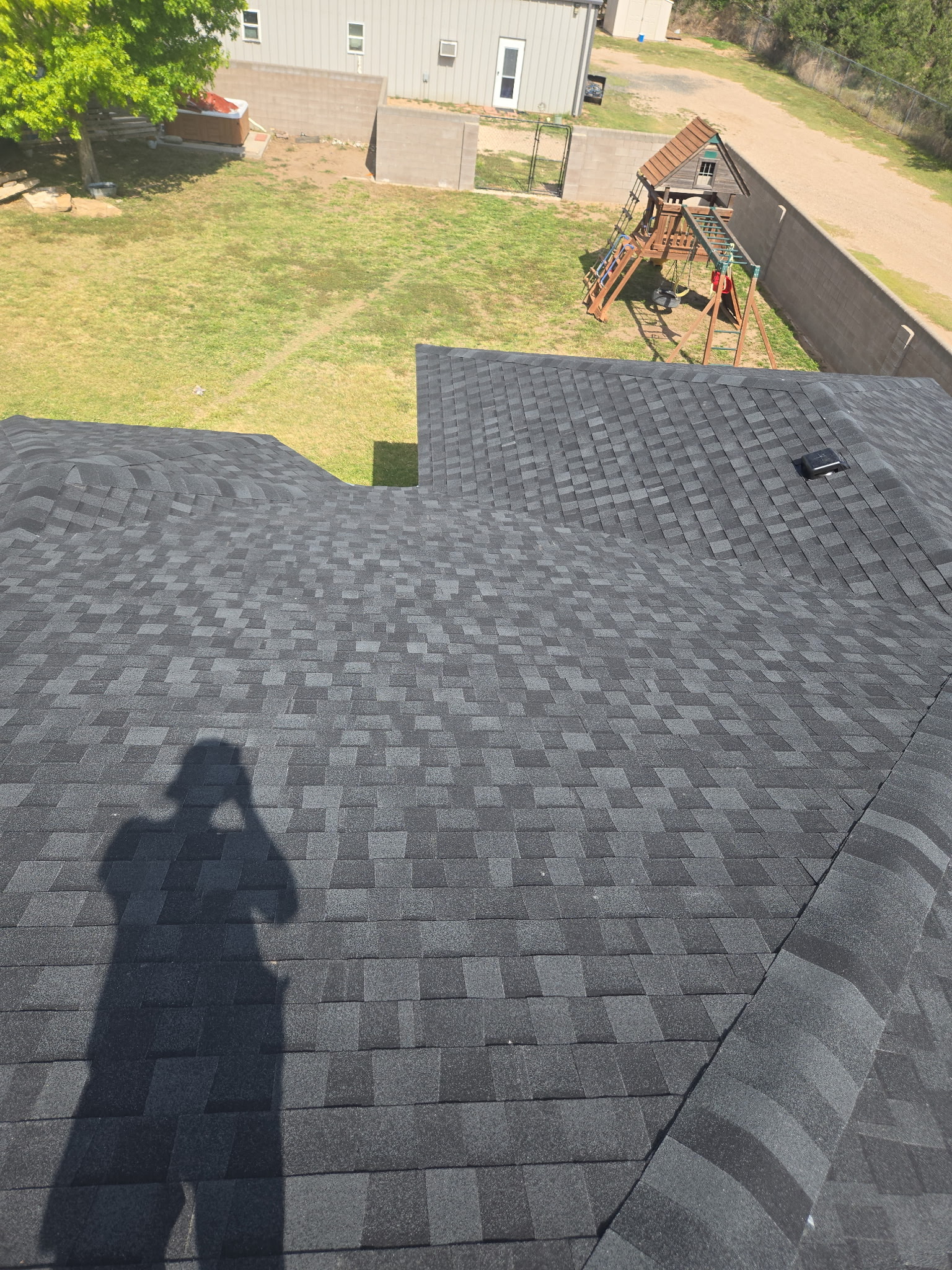 Pro Roofing And Construction LLC Image