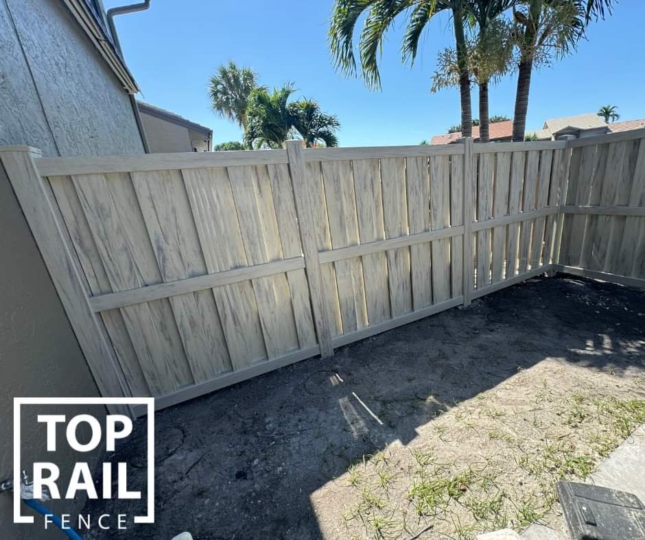 Top Rail Fence Pompano Beach Image