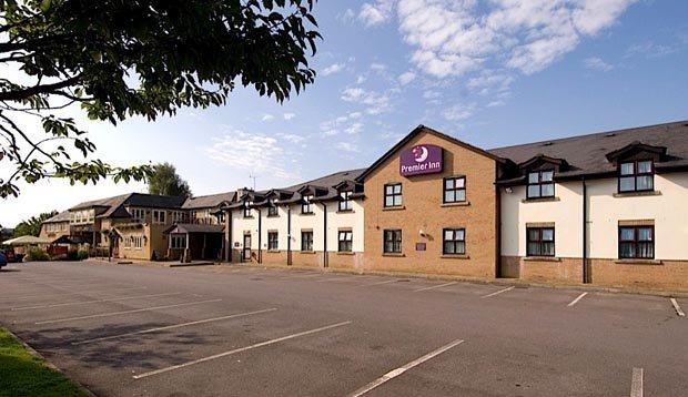 Images Premier Inn Cardiff West