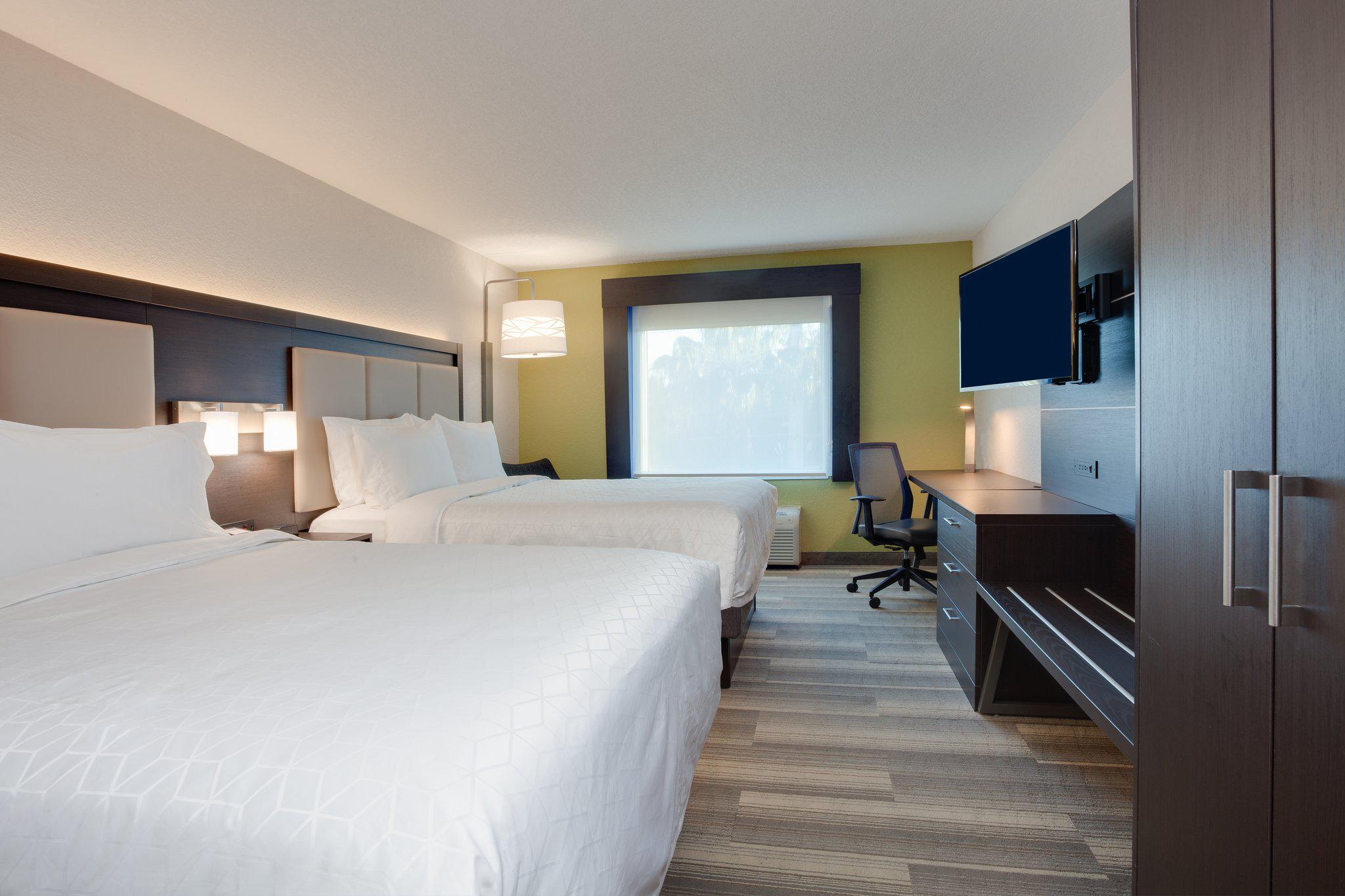 Holiday Inn Express & Suites Ft. Lauderdale Airport/Cruise Photo