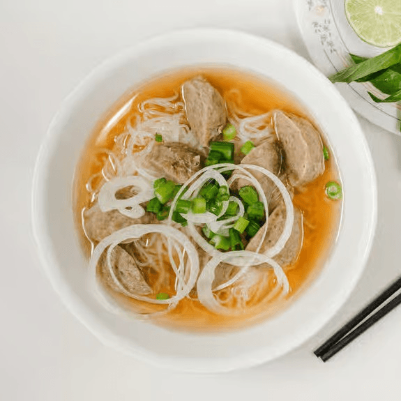 P3. Meatballs Pho