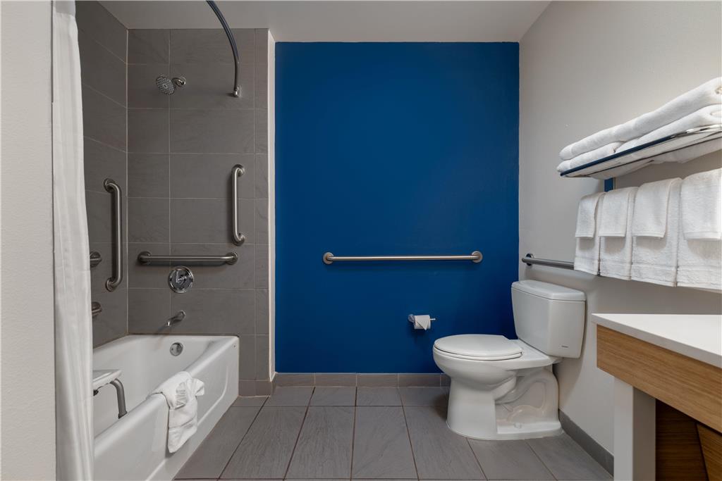 Spark by Hilton Artesia Image