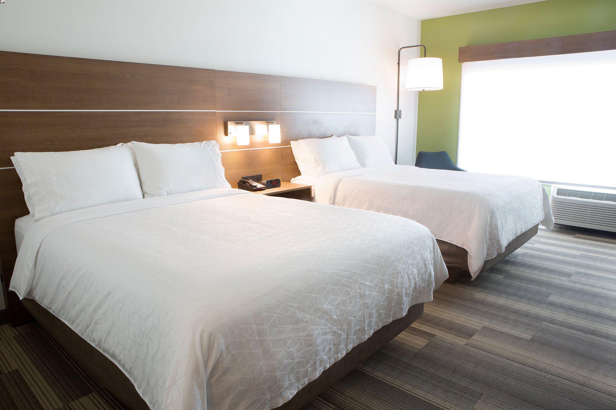 Foto de Holiday Inn Express & Suites Edmonton SW – Windermere, an IHG Hotel