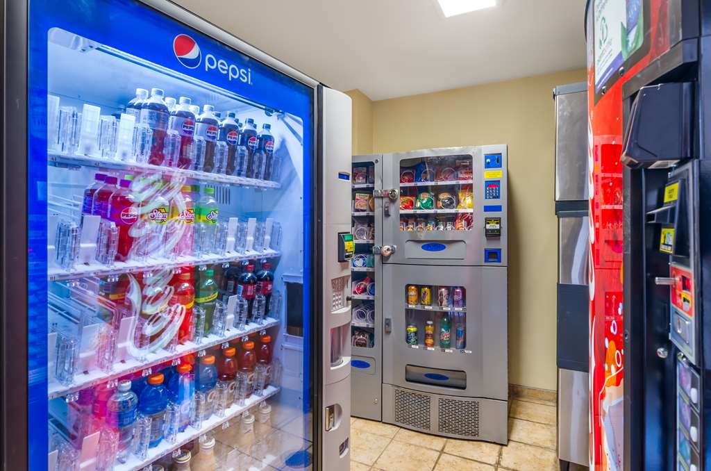 Best Western Plus Waynesboro Inn & Suites Conference Center Image