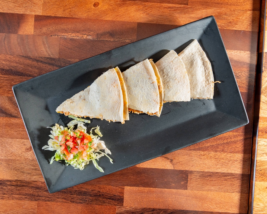 Quesadilla Con Carne