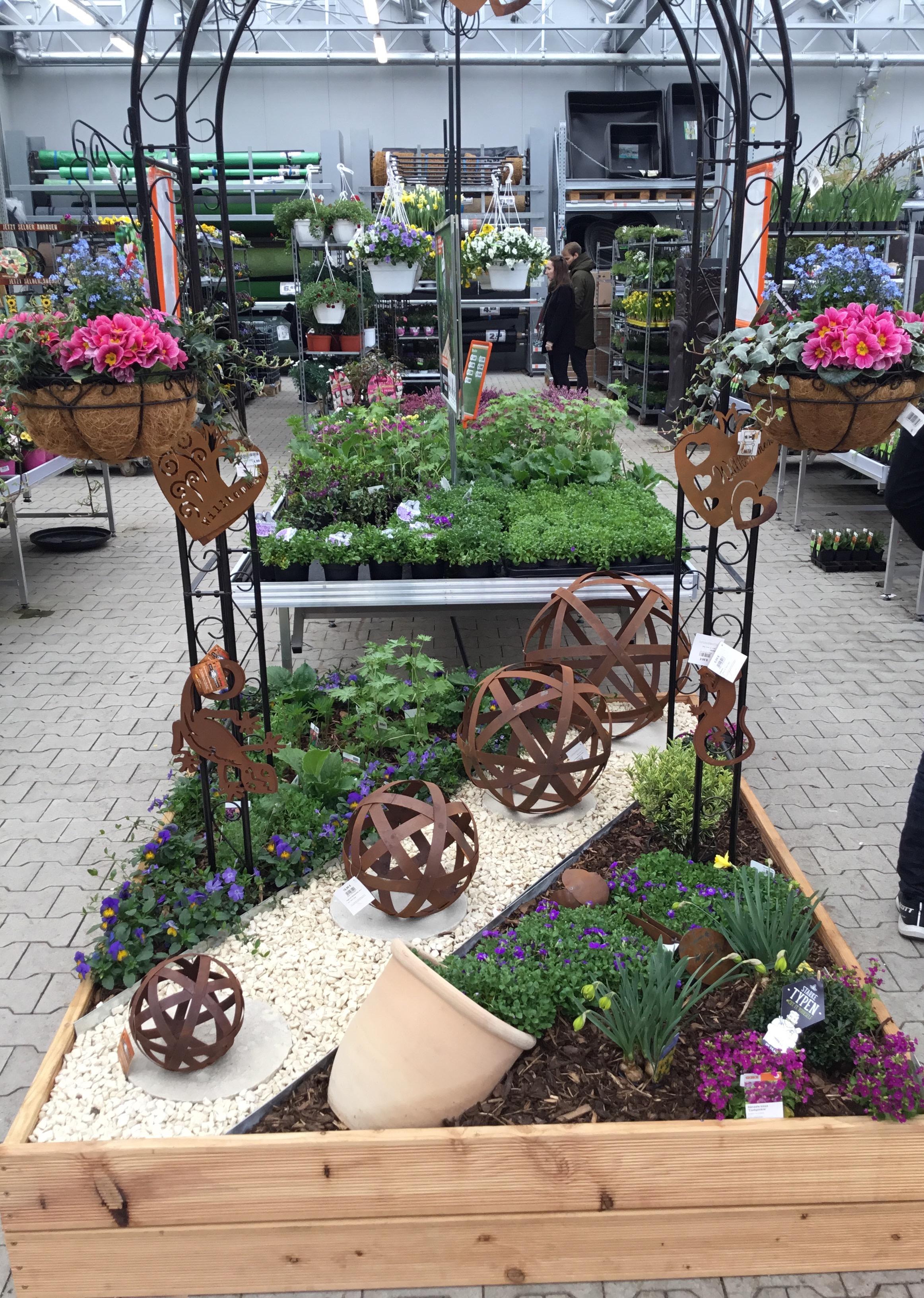 Bilder OBI Markt Freiburg Süd