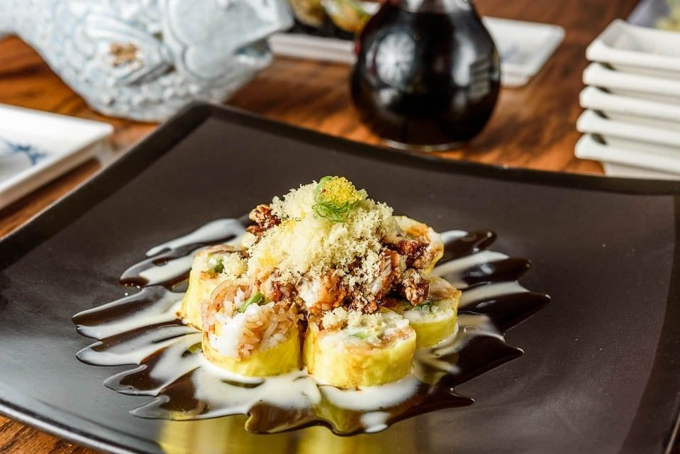 Yellow Rose Roll •
