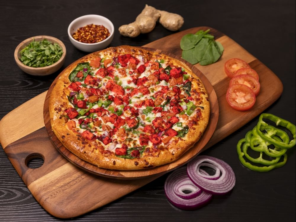 Medium Palak Paneer Pizza
