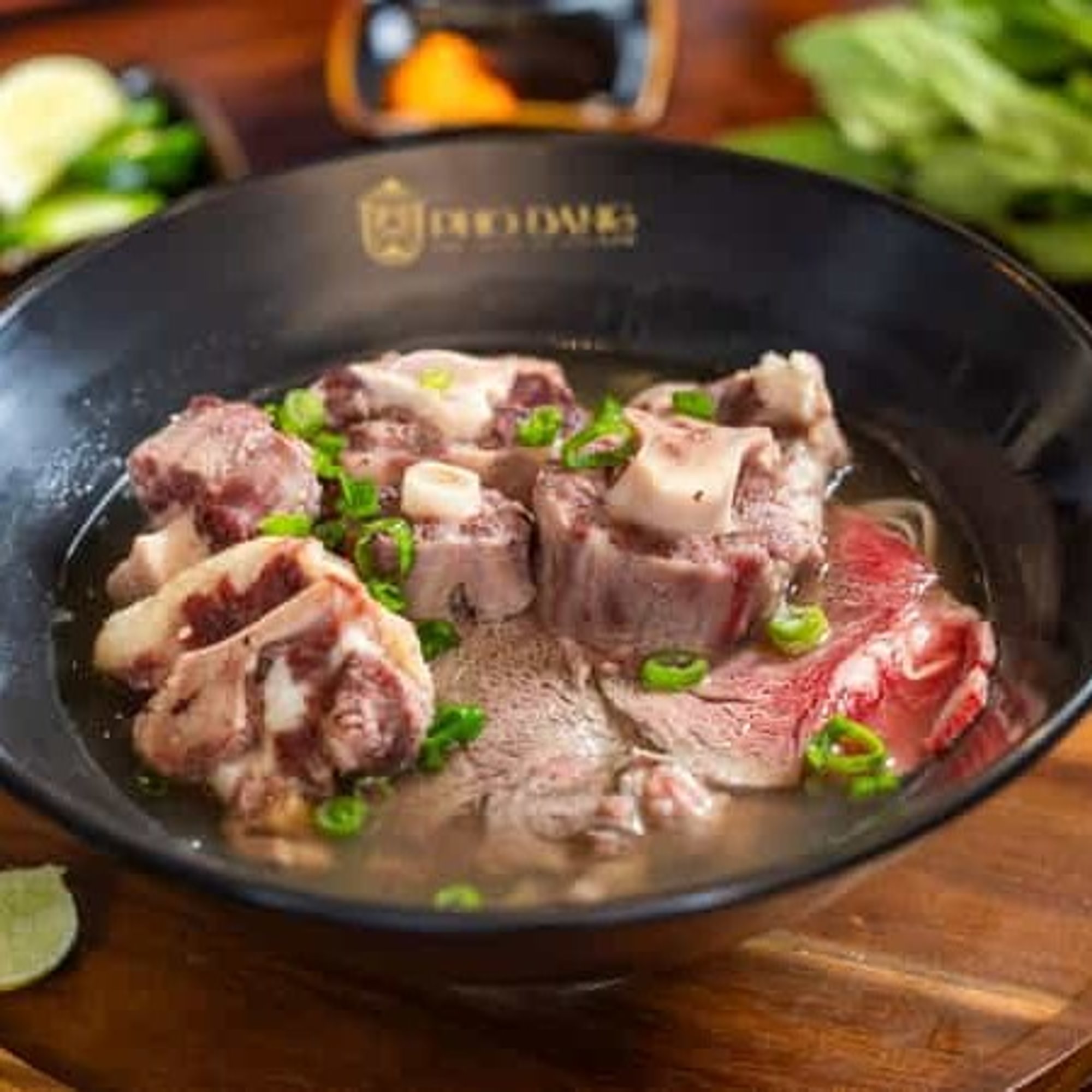 Phở Tái Đuôi Bò
