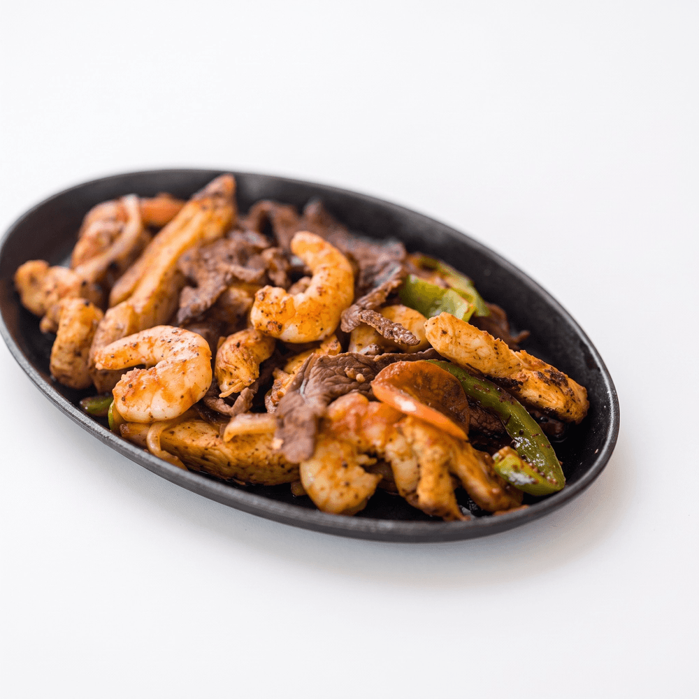Fajitas Cielo, Mar y Tierra (Sky Surf and Turf Fajitas)