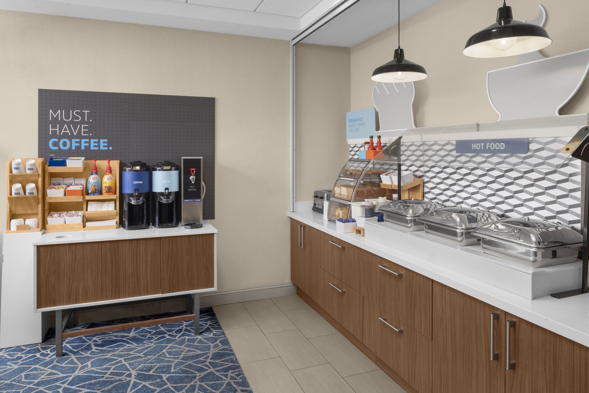 Holiday Inn Express & Suites Boston - Cambridge by IHG Image