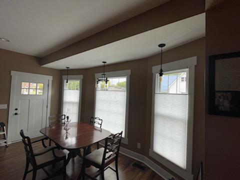 What's the best part about our Cellular Shades? They're so flexible! Drop the tops when you want to let in the light-but not the neighbor's eyes. Check them out in this Russellville home!  BudgetBlindsPlainfieldIN  RussellvilleIN  CelllularShades  TopDownBottomUpShades  FreeConsultation  WindowWedne