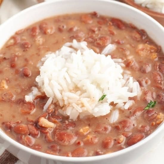 RED BEANS & RICE (HALF PAN)