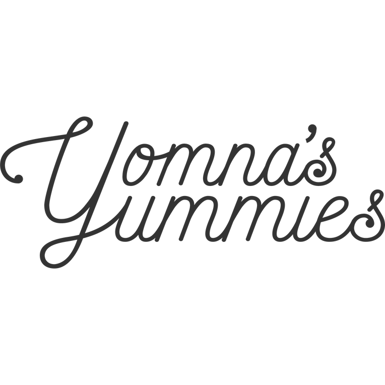 Yomna's Yummies Logo