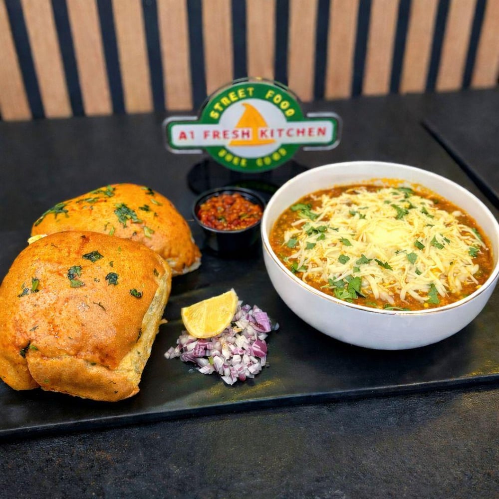 CHEESE PAV BHAJI