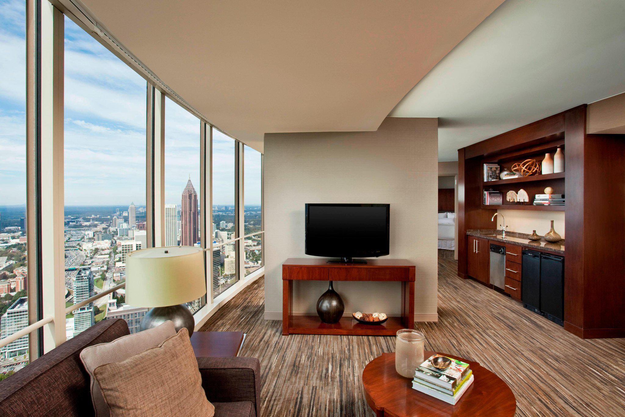 The Westin Peachtree Plaza, Atlanta Photo