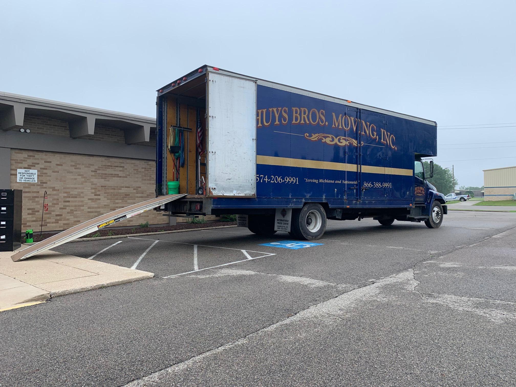 Huys Bros. Moving, INC. Image