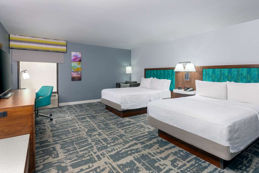 Hampton Inn Salisbury Image