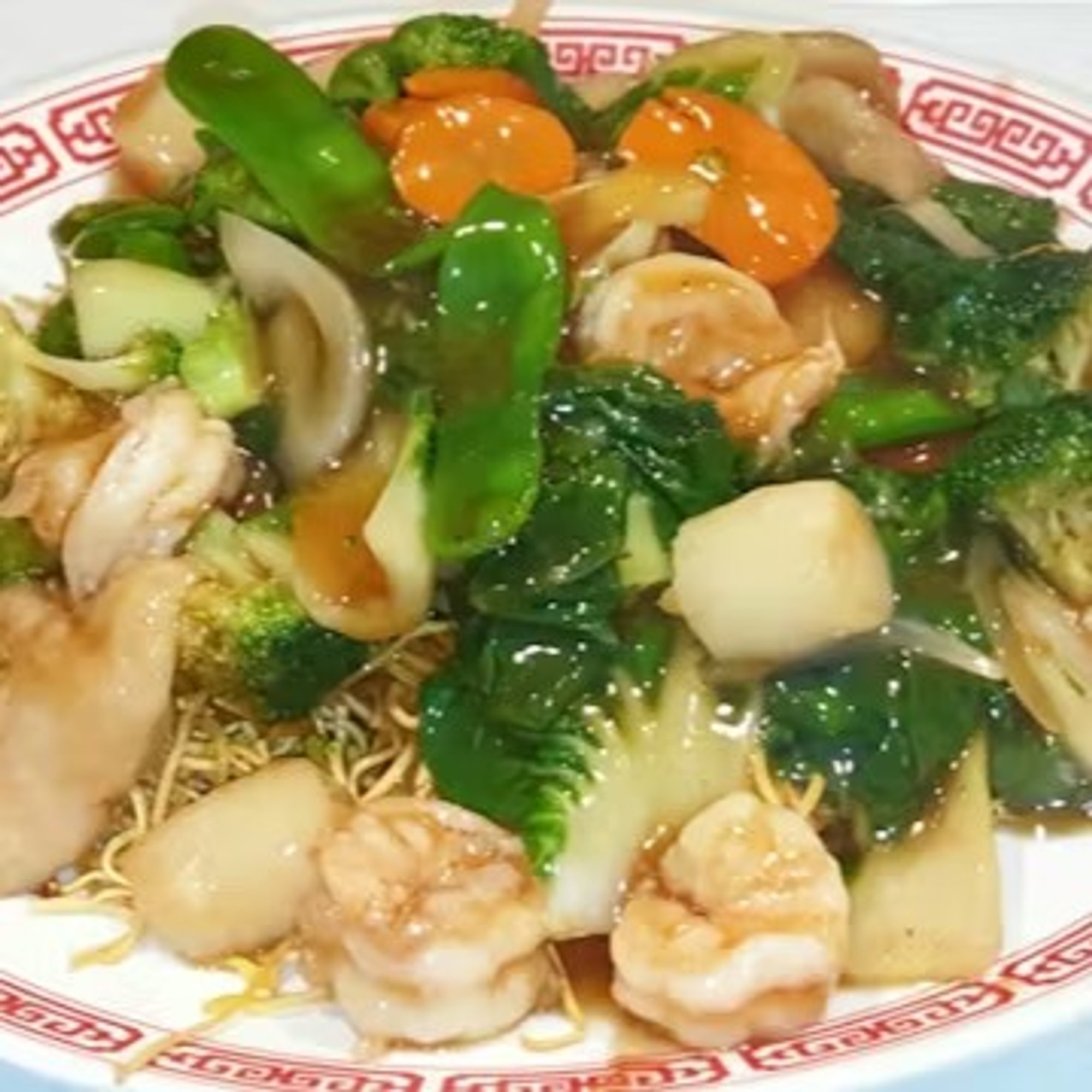 Seafood Combo Pan-Fried Noodles / 海鮮煎麵
