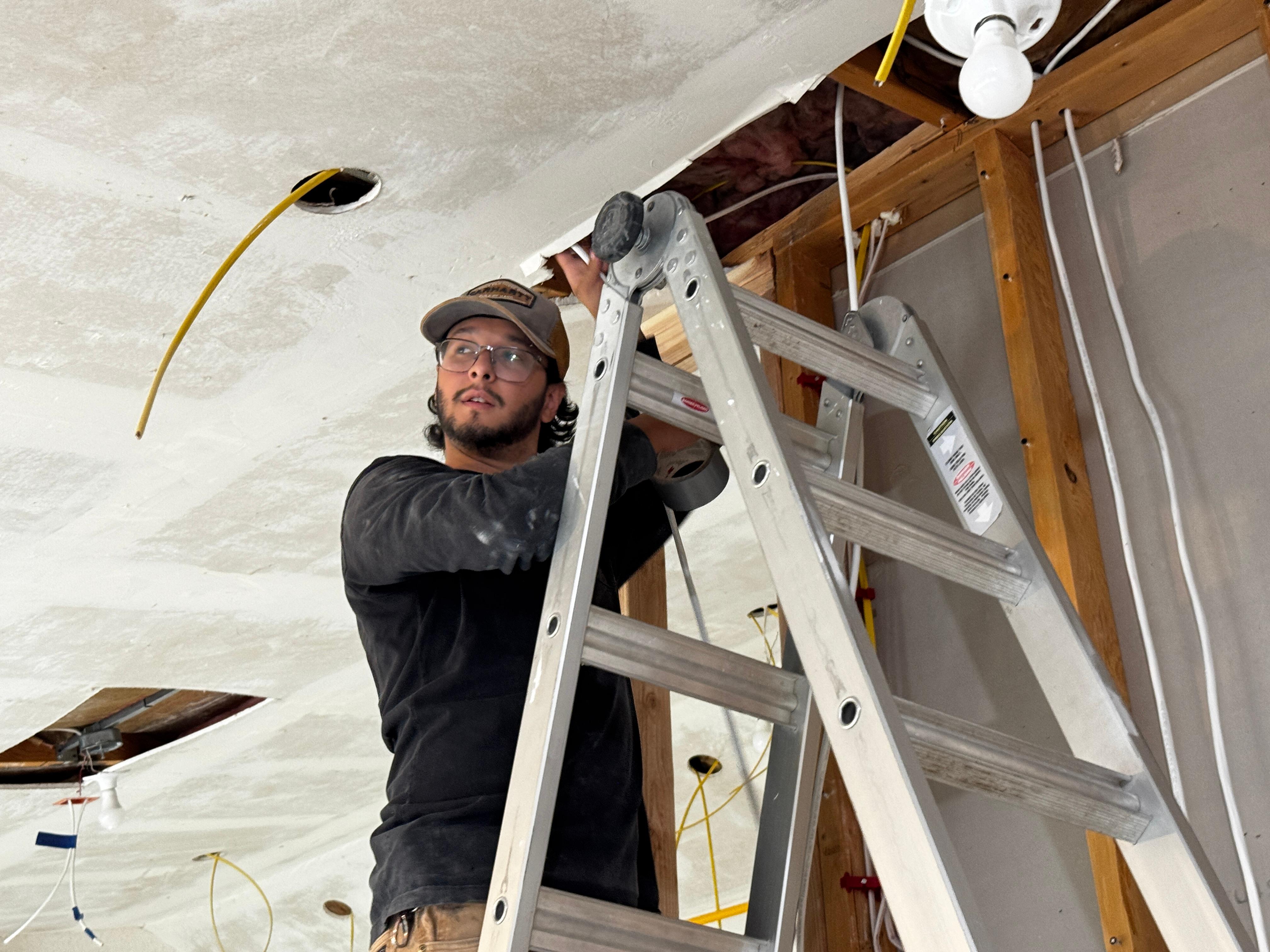 Outdoor Ambiance Image