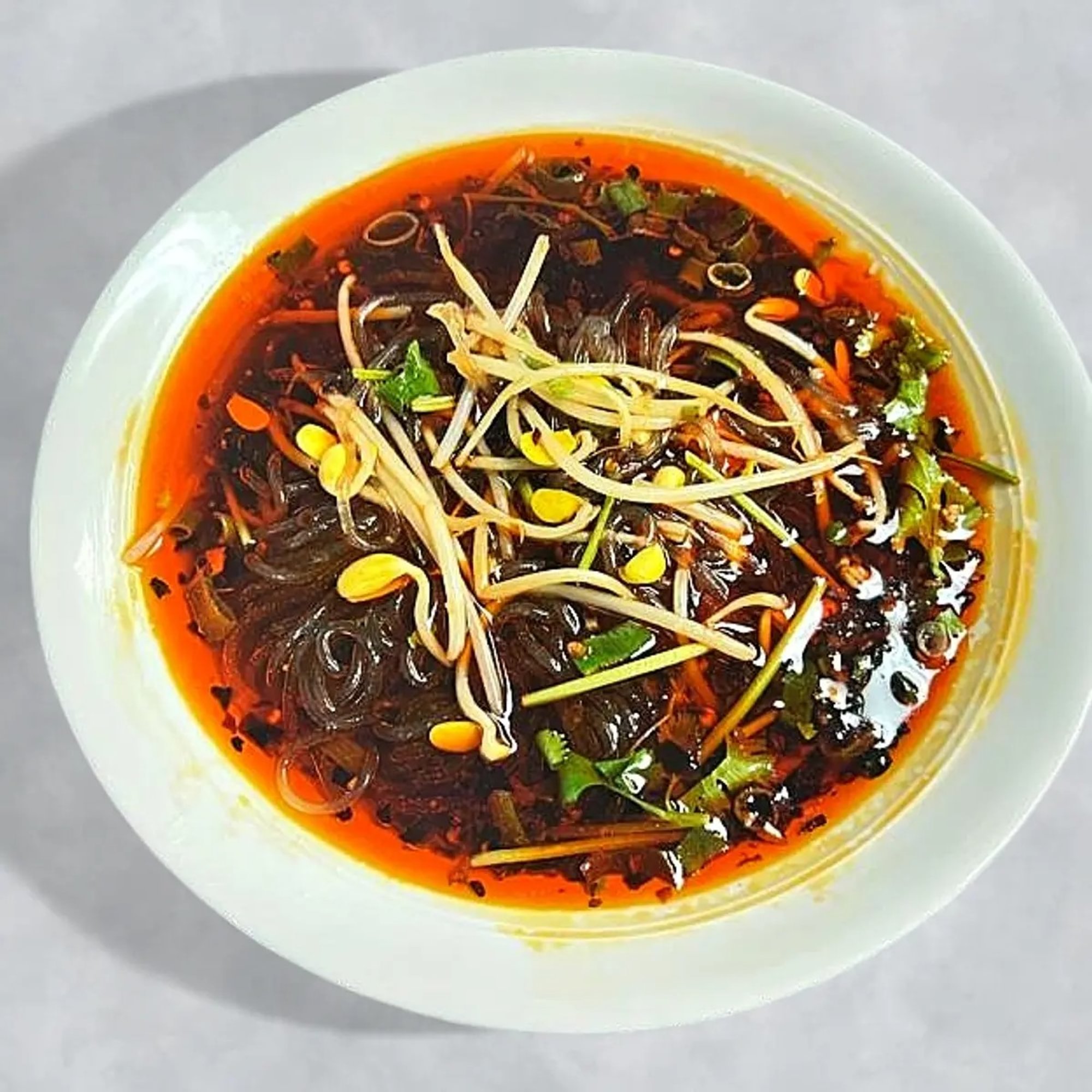 Clear Noodles in Spicy and Sour Soup 酸辣粉