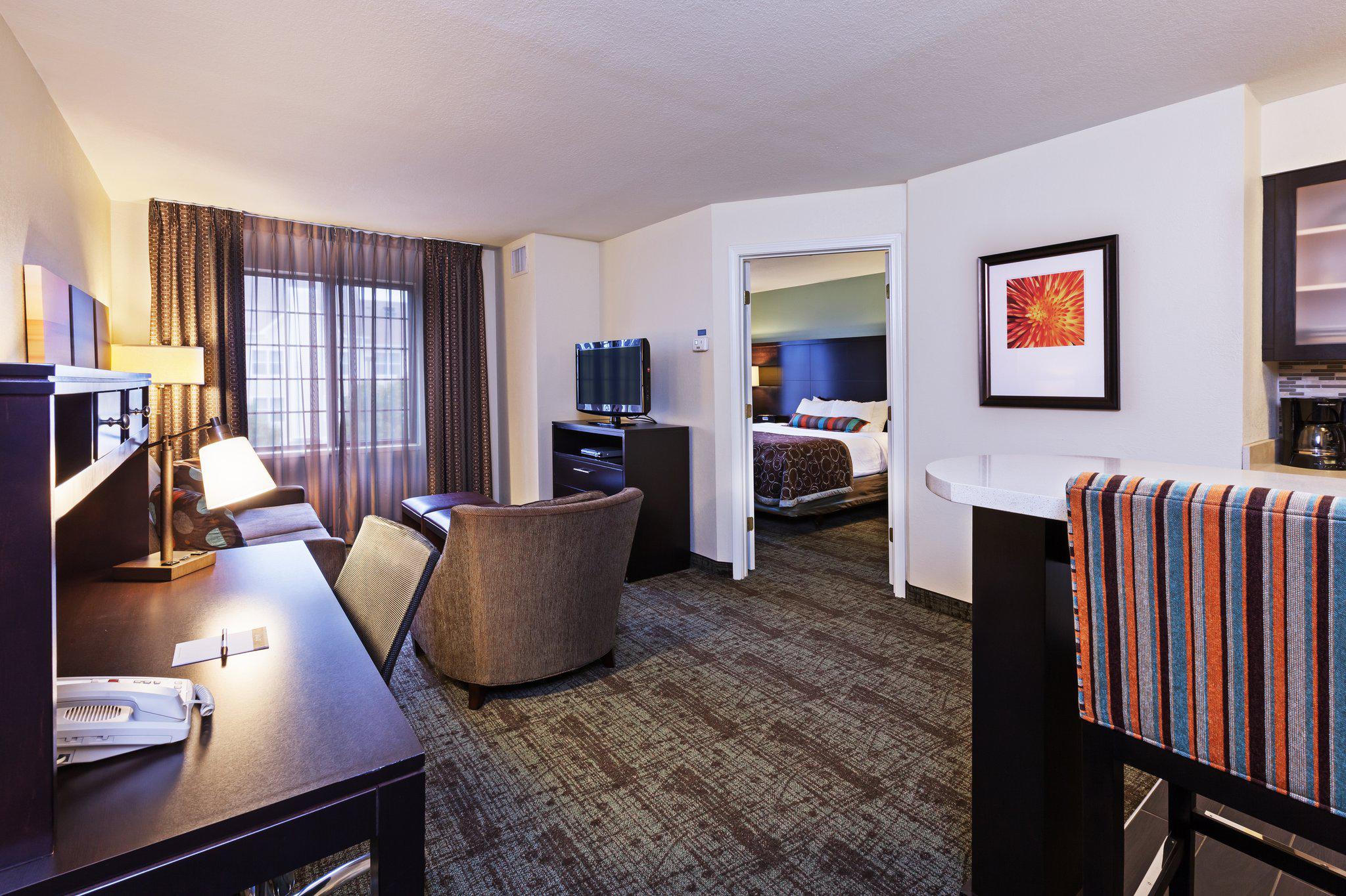 Staybridge Suites Tulsa-Woodland Hills Photo