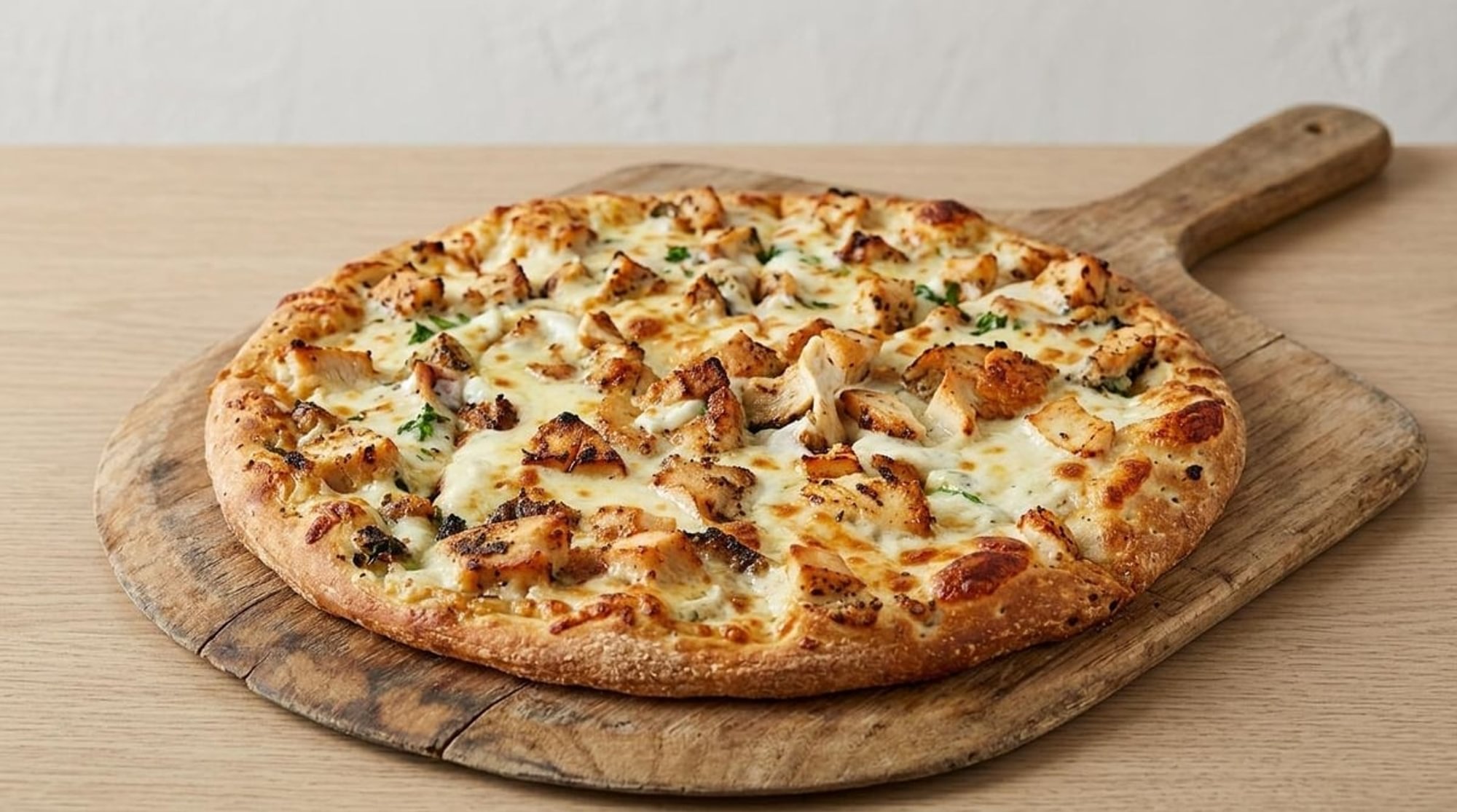 Garlic Chicken Alfredo (Large - 14" - 8 Slices)
