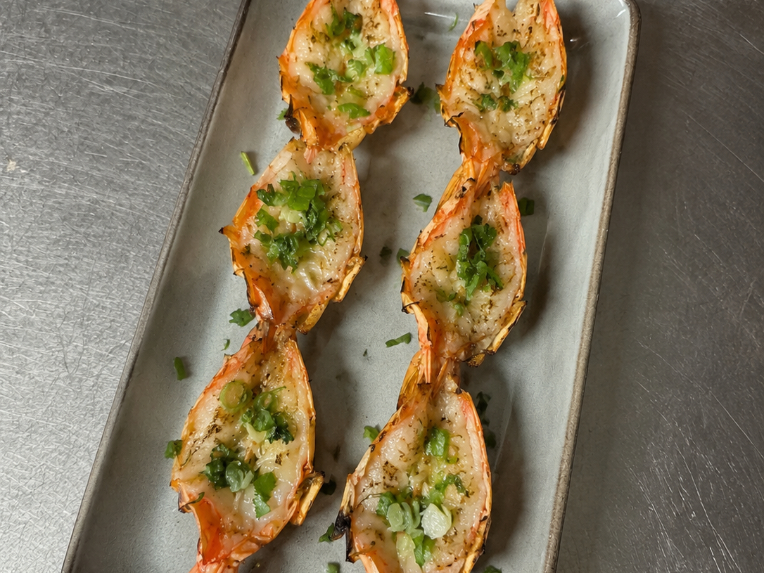 SKEWERS - GARLIC BUTTER TIGER PRAWN