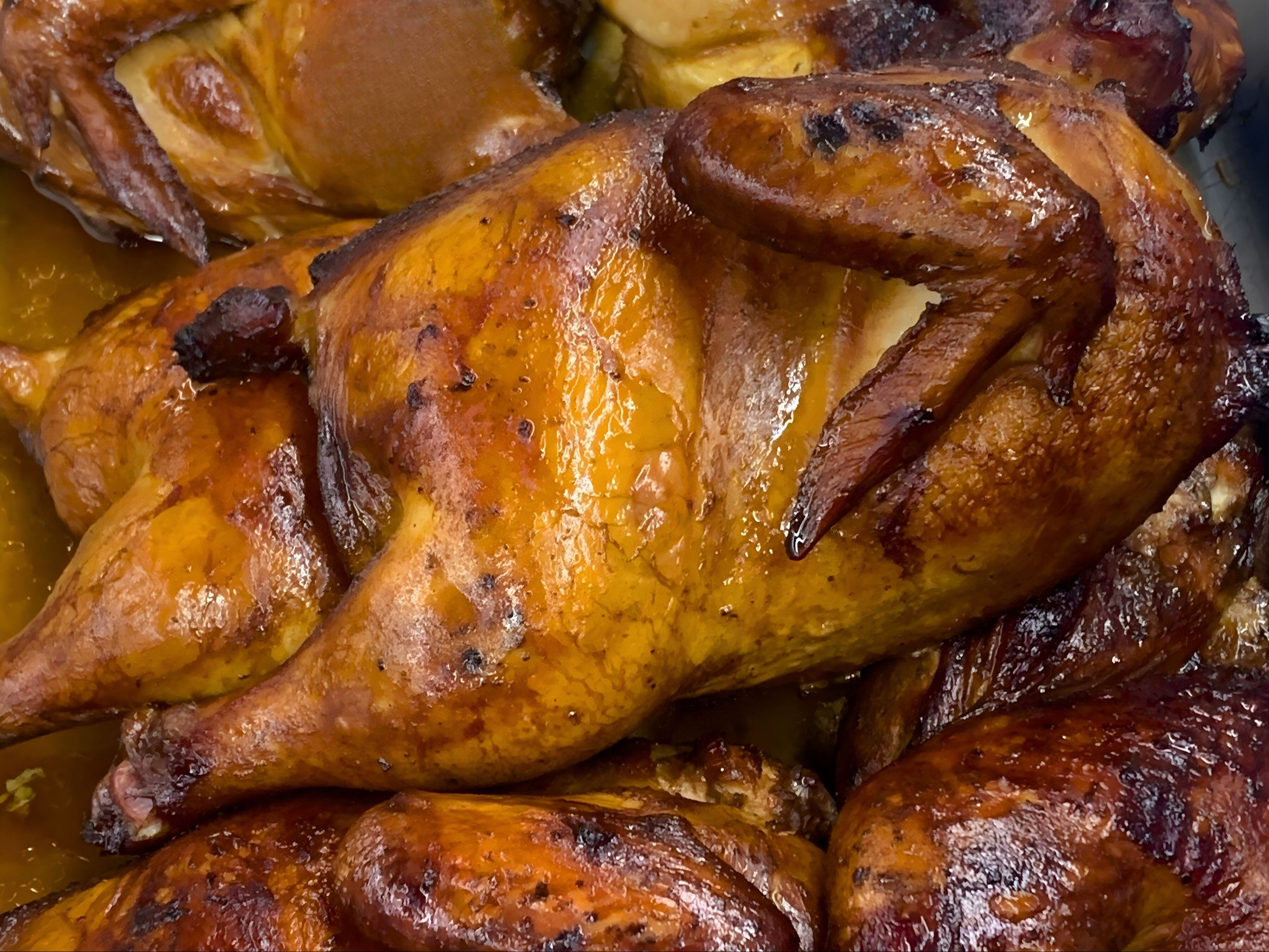 Smoked Chicken Plate (Half Chicken) w/2 Sides