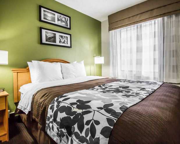 Images Sleep Inn & Suites Airport