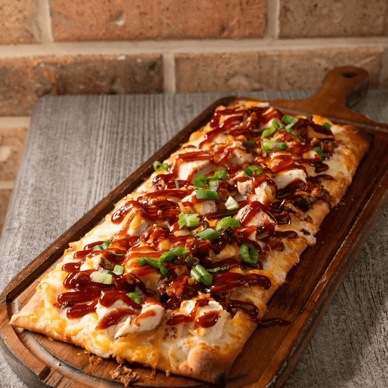 Bbq chicken flatbread