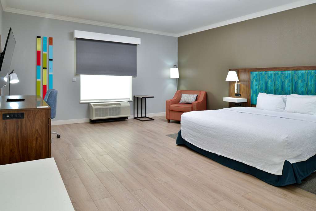 Hampton Inn & Suites Greenville Image