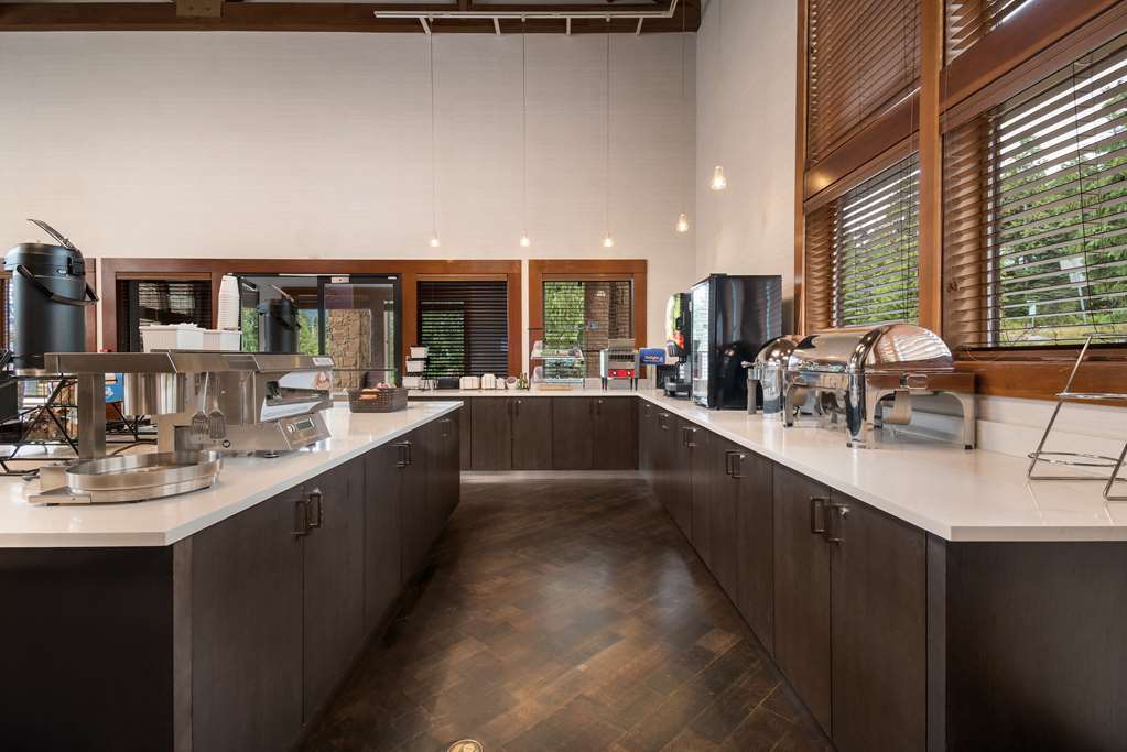 Best Western Mt. Hood Inn Image