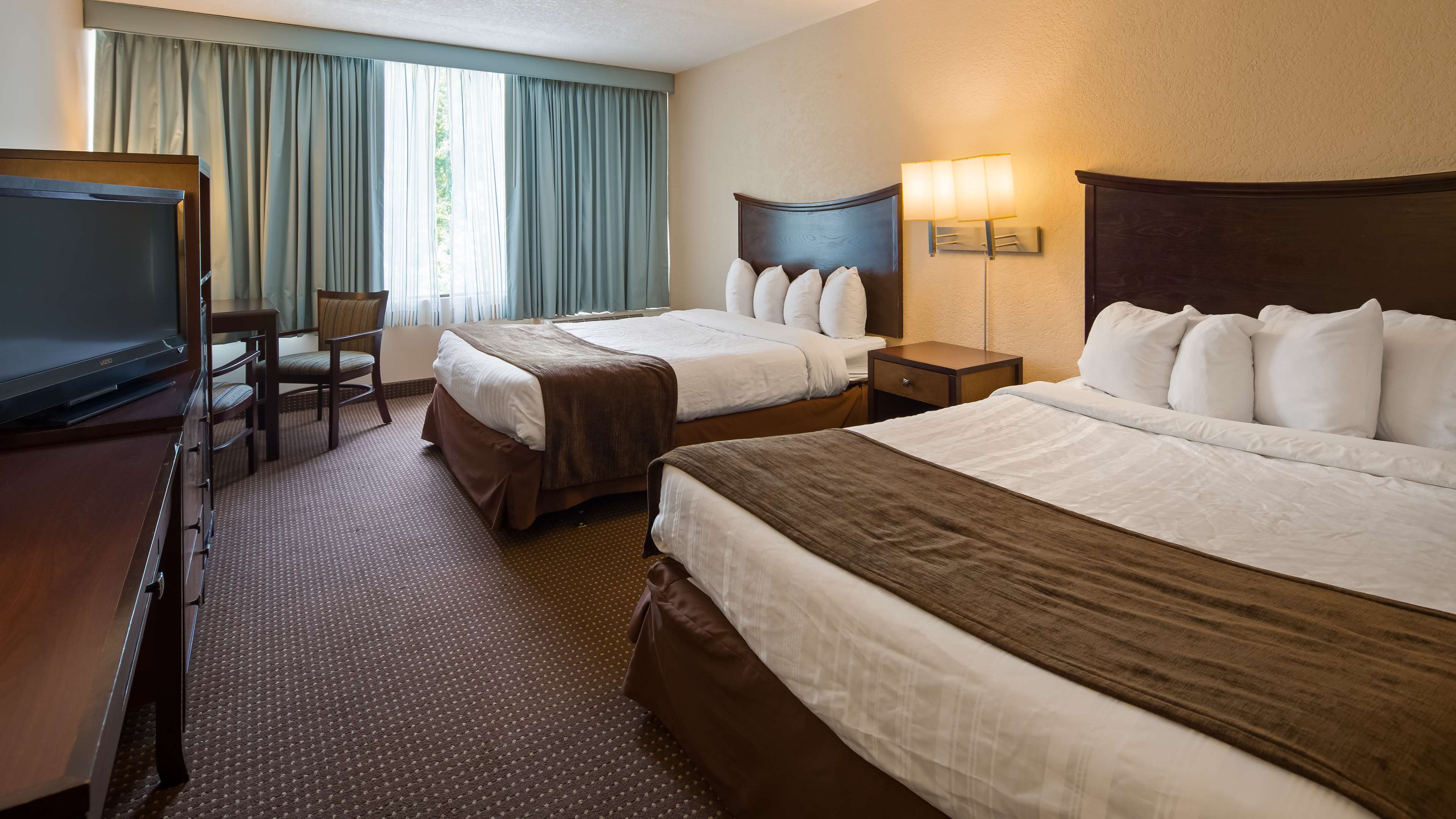 SureStay Plus Hotel by Best Western Albany Airport Photo