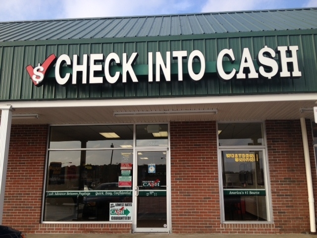 Check Into Cash Photo