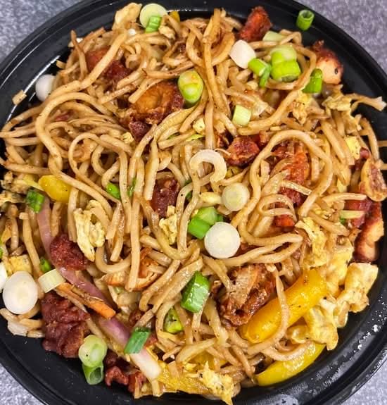 Chicken Hakka Noodles