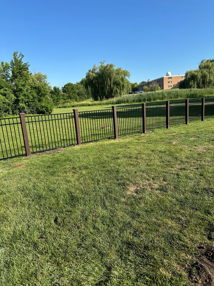 Top Rail Fence Naperville Image