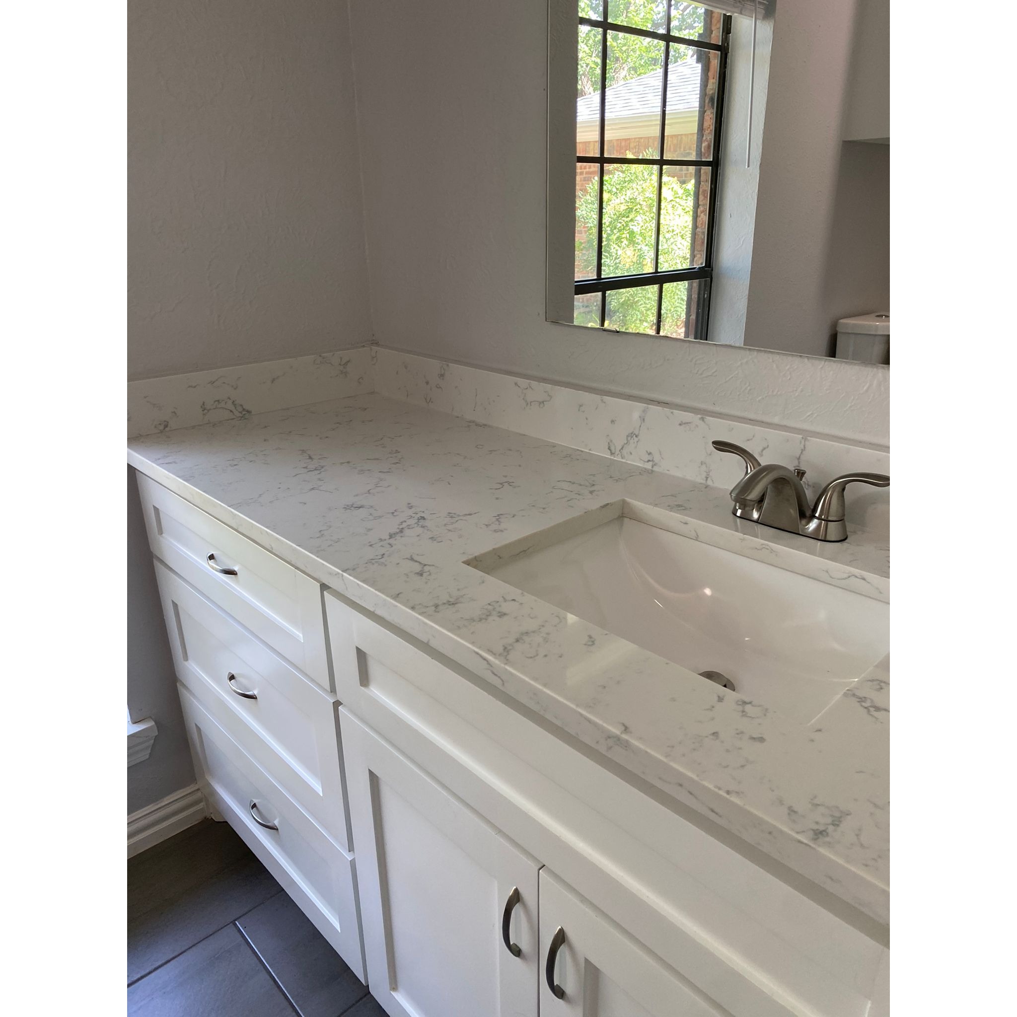 E&R Cleaning Services Image