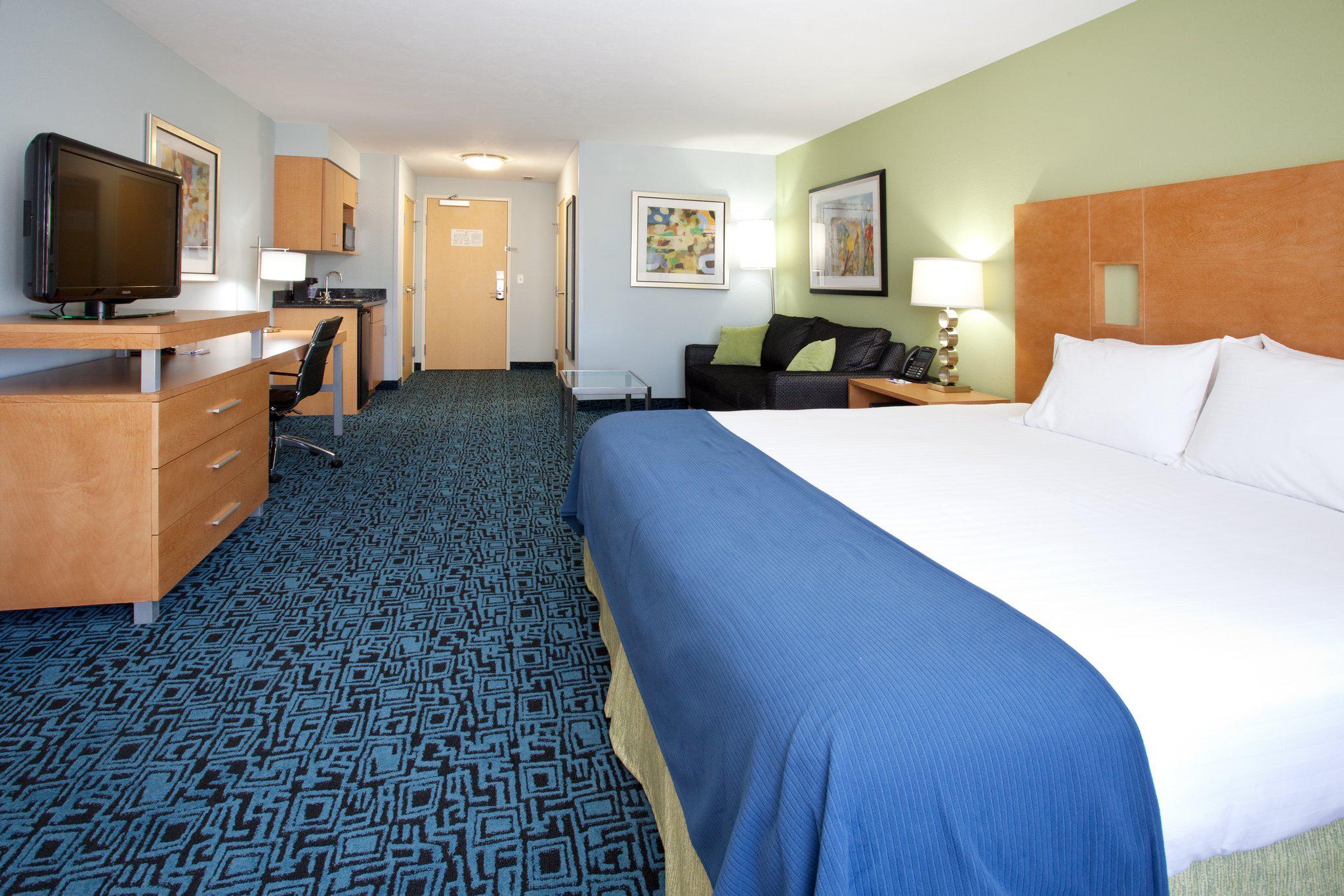 Holiday Inn Express & Suites Rock Springs Green River Photo