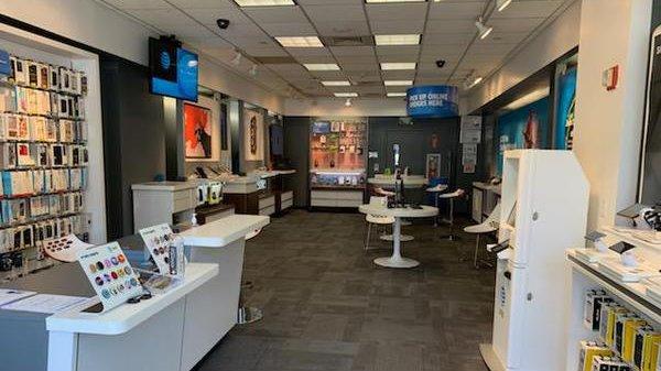 AT&T Store Photo