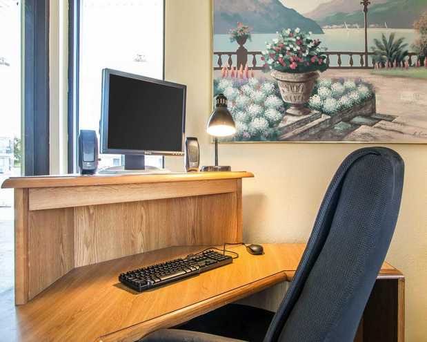 Images Econo Lodge